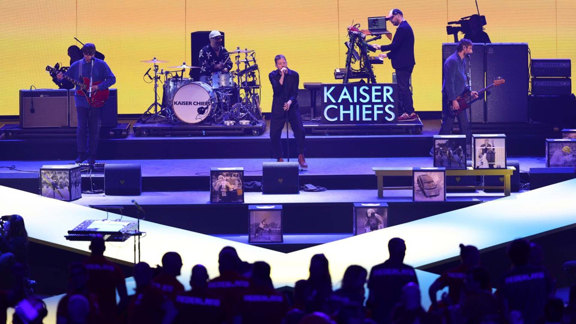 Invictus Games Kaiser chiefs